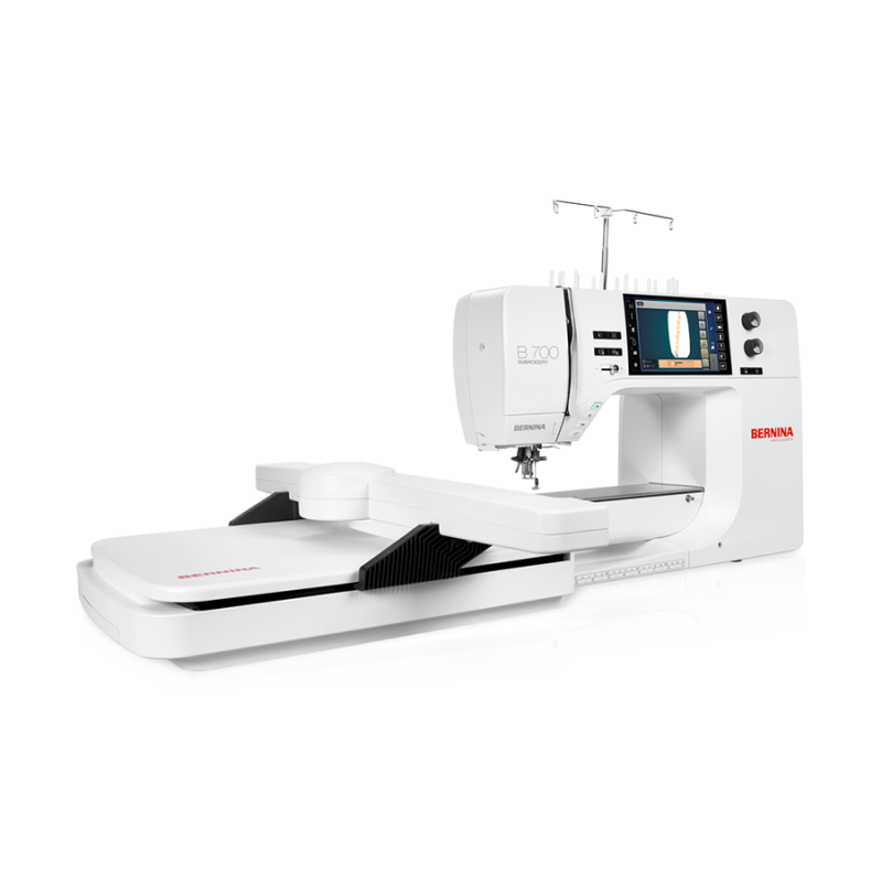 Bernina 700 sewing machine 